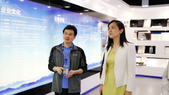 共青团深圳市委书记蔡颖调研尊龙凯时